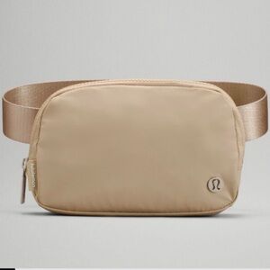 Lululemon Athletica Everywhere Belt Bag - One Size